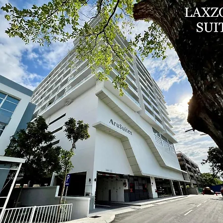 Arusuites Tanjung Aru Kota Kinabalu - Laxzone Suite Exterior photo