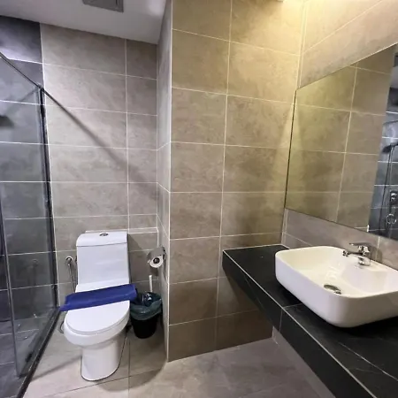 Arusuites Tanjung Aru Kota Kinabalu - Laxzone Suite Exterior photo