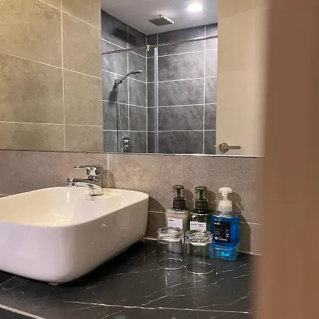Arusuites Tanjung Aru Kota Kinabalu - Laxzone Suite Exterior photo