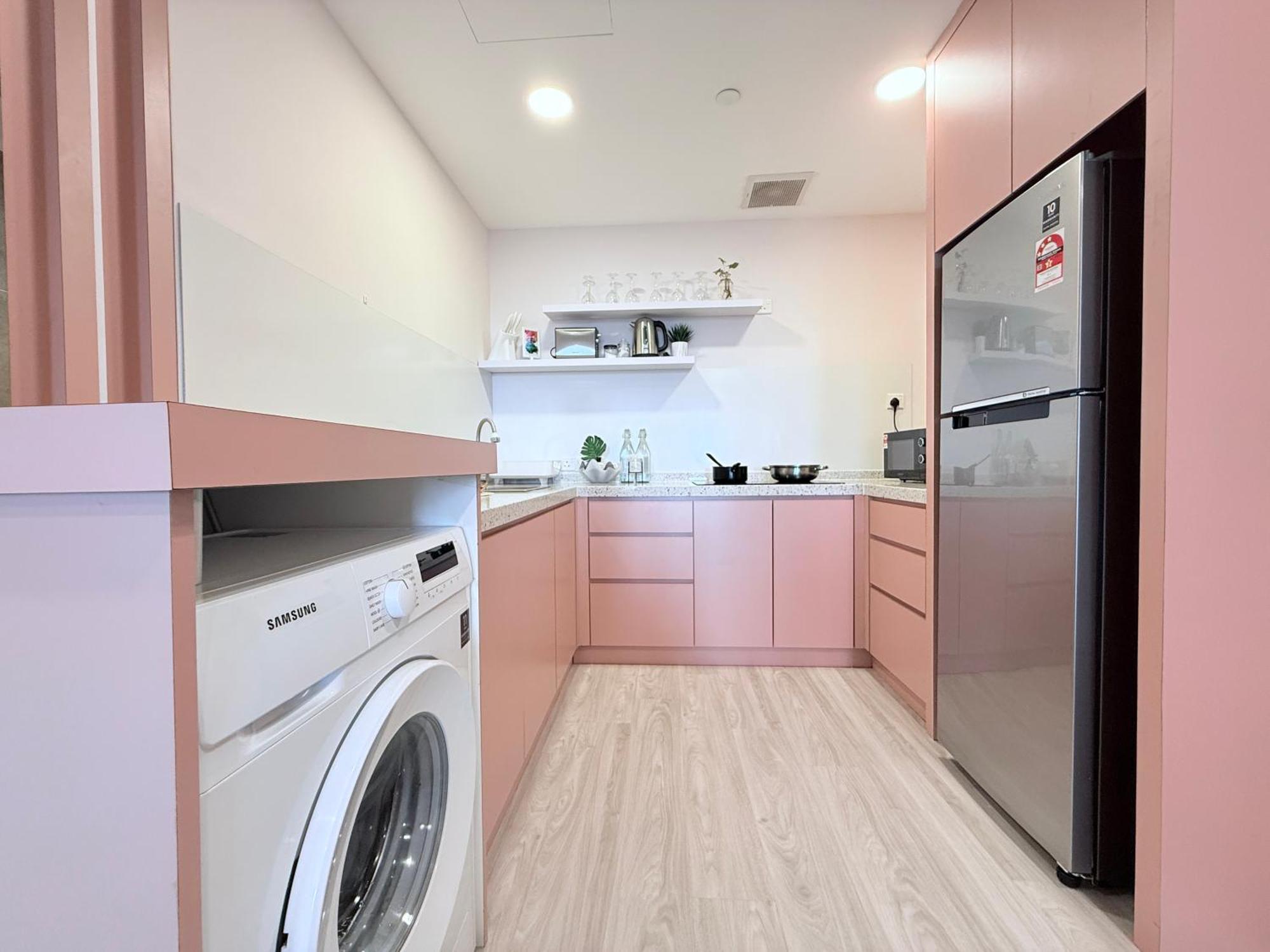 Arusuites Tanjung Aru - Laxzone Apartment *